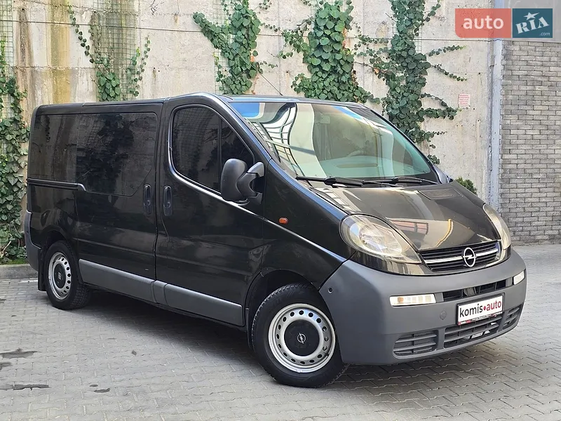 Opel Vivaro 2005