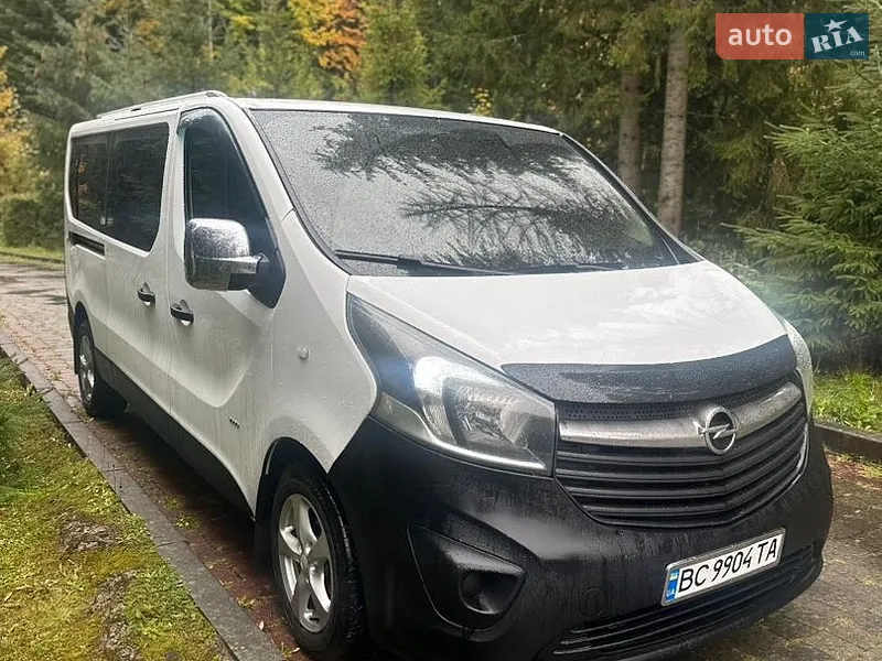 Opel Vivaro 2015