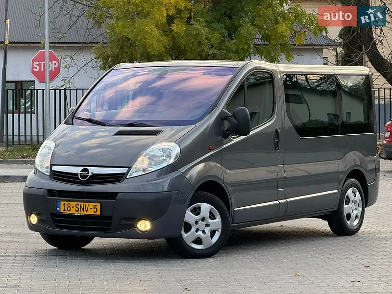 Opel Vivaro 2013