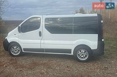 Opel Vivaro  2005