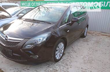 Opel Zafira Tourer  2013