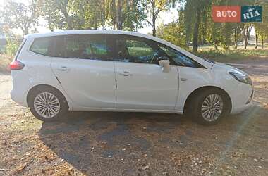 Opel Zafira Tourer  2015