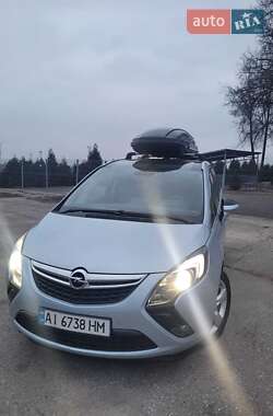 Opel Zafira Tourer  2014