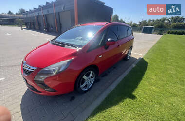 Opel Zafira Tourer 2015