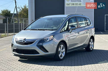 Opel Zafira Tourer  2012