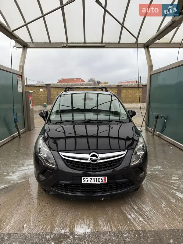 Opel Zafira Tourer