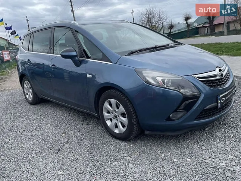 Opel Zafira Tourer