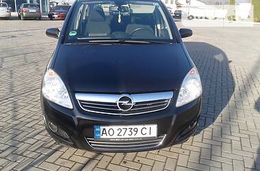 Opel Zafira  2009