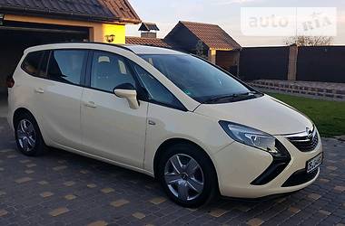 Opel Zafira  2014