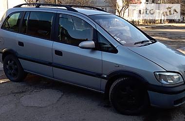 Opel Zafira  2002