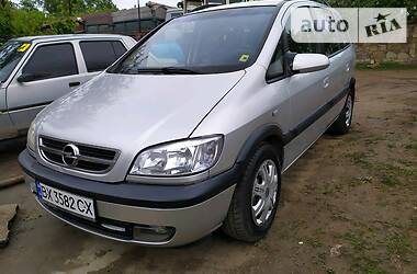 Opel Zafira  2004