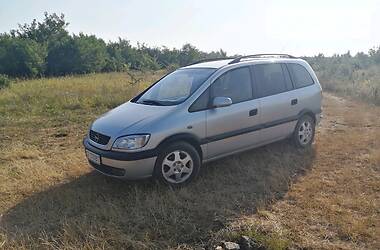 Opel Zafira  2000