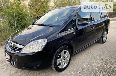 Opel Zafira 7m 2009