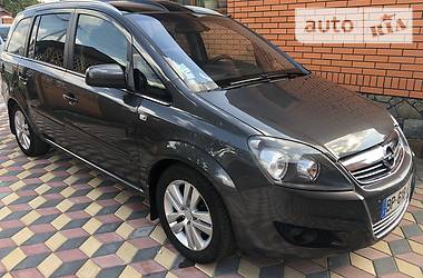 Opel Zafira  2011