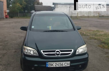 Opel Zafira  2004