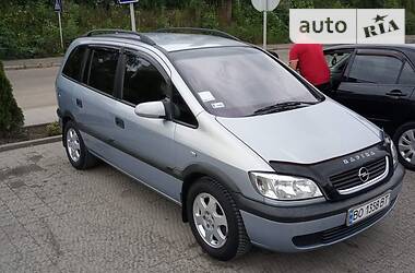 Opel Zafira  2002