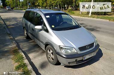 Opel Zafira  2000
