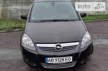 Opel Zafira  2010