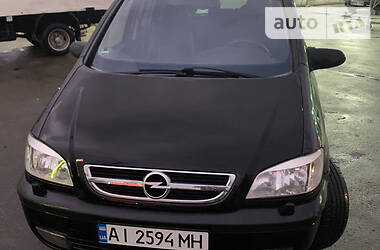 Opel Zafira  2004