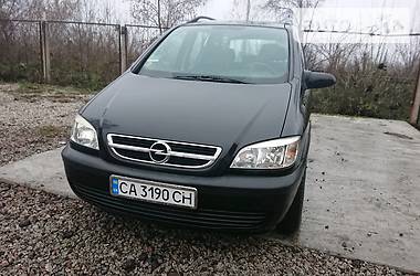 Opel Zafira  2003