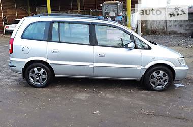 Opel Zafira  2004