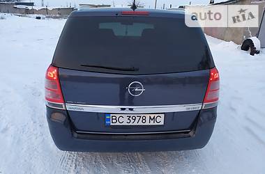 Opel Zafira  2008