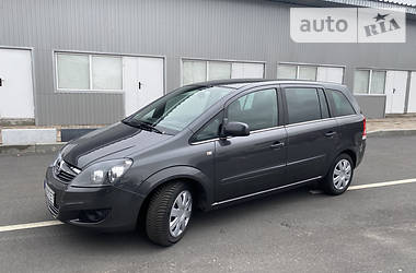 Opel Zafira  2011