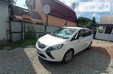 Opel Zafira  2016