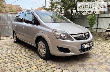 Opel Zafira  2010