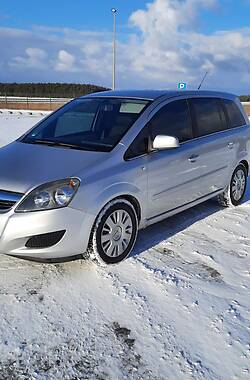 Opel Zafira  2010