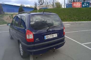 Opel Zafira  2003