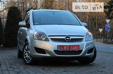 Opel Zafira  2011