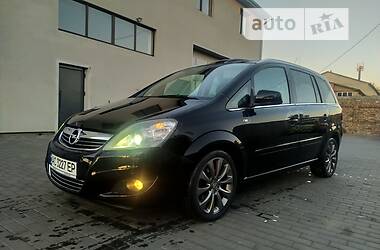 Opel Zafira  2010