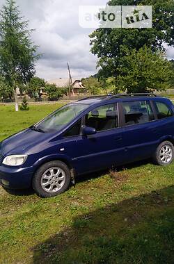 Opel Zafira  2004