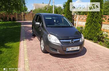 Opel Zafira  2010