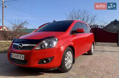 Opel Zafira 2011