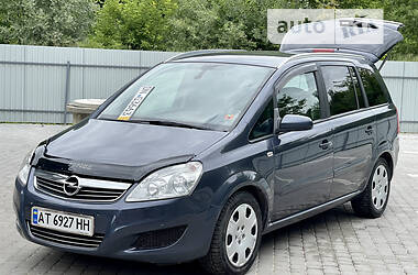 Opel Zafira  2008