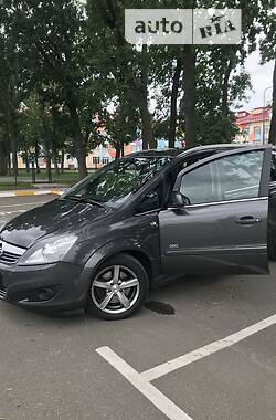 Opel Zafira  OPC Line 2010