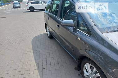 Opel Zafira  2009