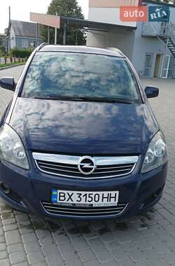 Opel Zafira  2012