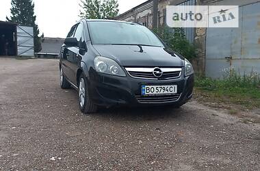 Opel Zafira  2010