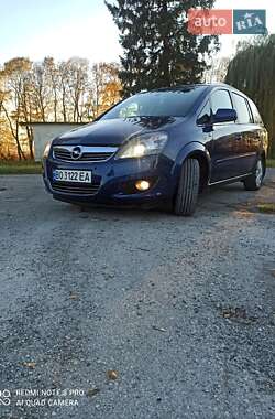 Opel Zafira COSMO 2010