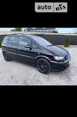 Opel Zafira  2003