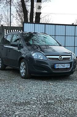 Opel Zafira  2014