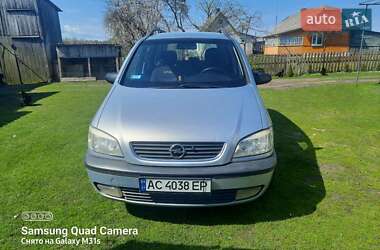 Opel Zafira  2000