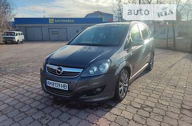 Opel Zafira  2011