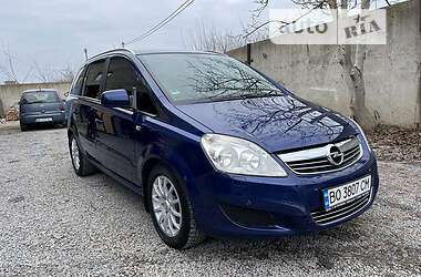 Opel Zafira  2010