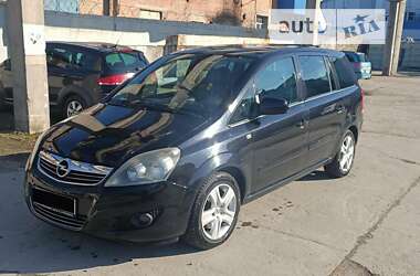 Opel Zafira  2010