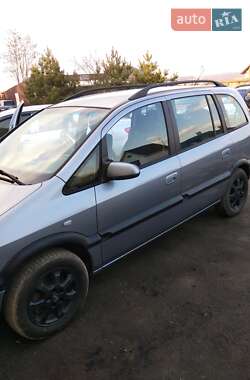 Opel Zafira  2003