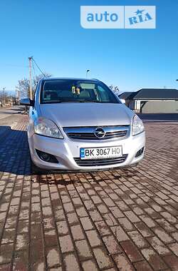 Opel Zafira  2008